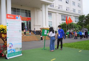 Sinh viên Đại học Đông Á vượt quãng đường dài, an tâm trở lại học tập